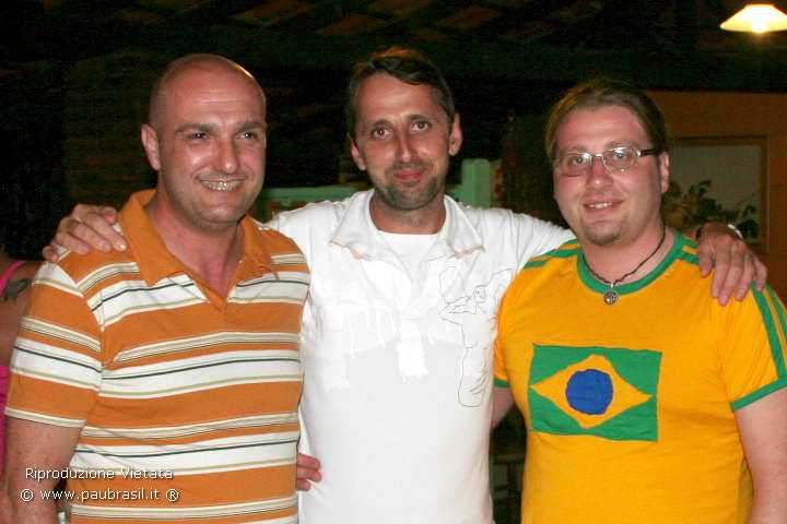 Immagine Pau Brasil&reg; Caricamento in Corso .......