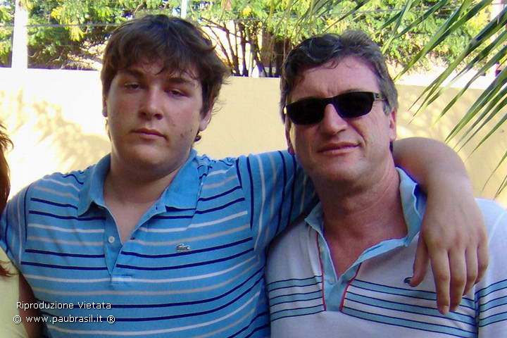 Immagine Pau Brasil&reg; Caricamento in Corso .......